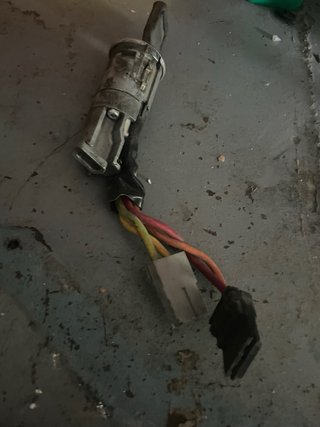 Clausor y Llave Renault Express