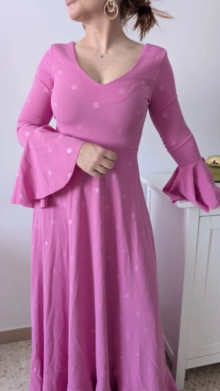 Bata flamenca romería rosa lunares