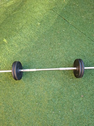 Barra + 4 discos 5kg