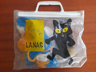 Bordados infantiles cañamazo punto El Gato Negro