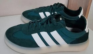 Tenis Adidas Verde y Blanco