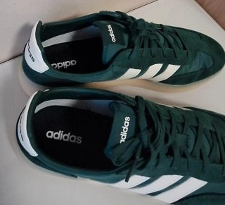 Tenis Adidas Verde y Blanco