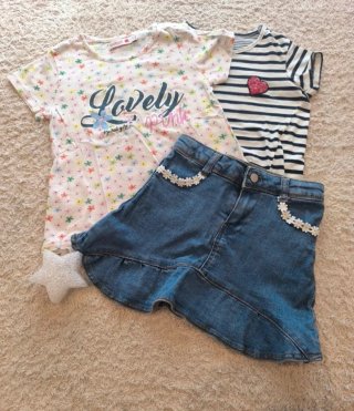 Conjunto camisetas y falda 4 años