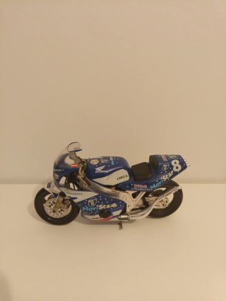 Moto Honda NSR 500 Deportiva.