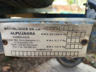 Remolque azul para carga