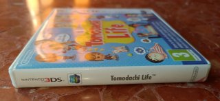 LOTE 2 CAJAS VACÍAS DE JUEGOS. 3DS Y PS4