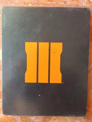 LOTE 2 CAJAS VACÍAS DE JUEGOS. 3DS Y PS4