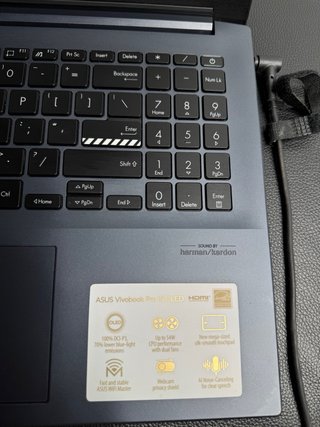 Portátil ASUS VivoBook Pro OLED 15” Ryzen 9