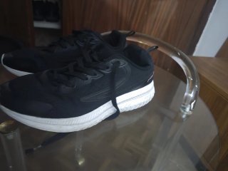 Zapatillas Fila Negras Deportivas Ligeras