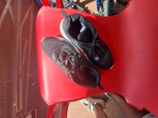 Zapatillas Fila Negras Deportivas Ligeras