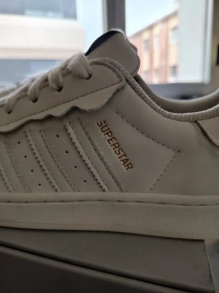 Zapatillas Adidas Superstar Beige/Blanco