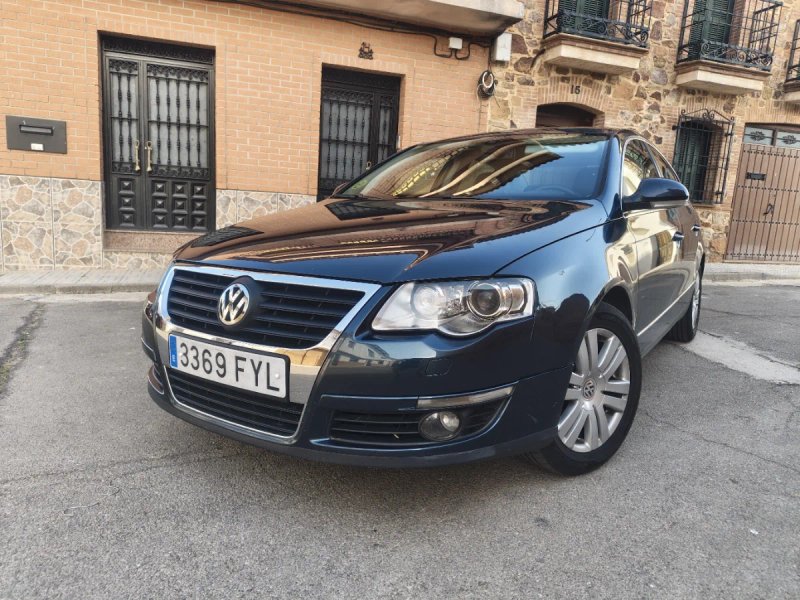 Volkswagen Passat 2.0tdi 140cv DSG - foto 1