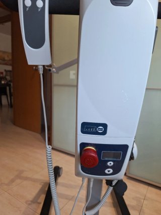 Grúa eléctrica AUPA! para mayores
