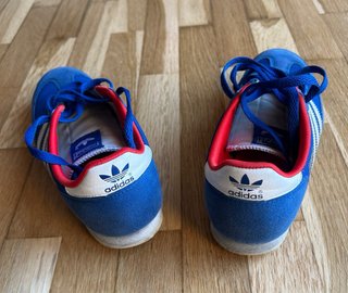 Zapatillas Adidas niño/niña azul y rojo