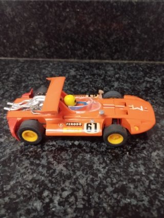 Coche Scalextric Sigma Naranja