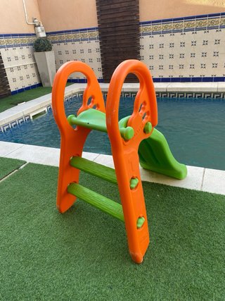 Tobogán infantil Feber naranja y verde