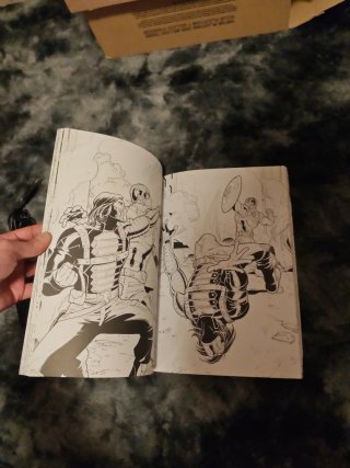 Marvel Super Hero Colouring