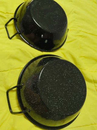 Lote 2 casseruole/padelle smaltate nere