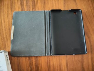 Ebook Kobo Aura con funda