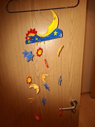 Móvil de cuna luna y estrellas
