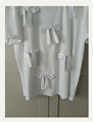 Camiseta blanca con lazos talla única