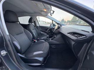 Peugeot 208 2016