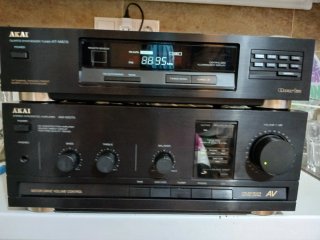 AMPLIFICADOR AKAI AM-M570 Y TUNER AT-M670