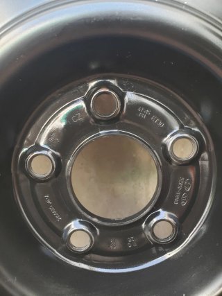 Rueda galleta Kia Hyundai R15 5x114.3