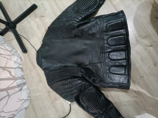 Chaqueta de cuero custom moto