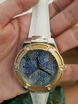 Reloj Guess W0289L2 Dorado y Blanco