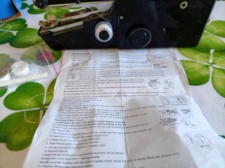 Macchina da cucire portatile Handy Stitch