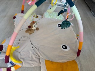 Manta de actividades infantil