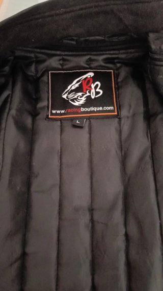 Chaqueta de moto con forro desmontable