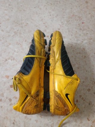 Botas de fútbol Nike Total 90