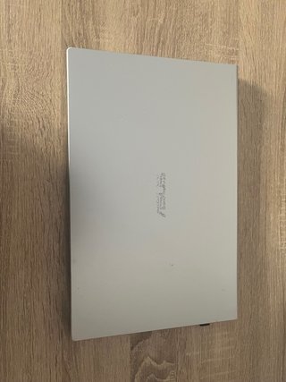 Portátil ASUS Plata y Negro