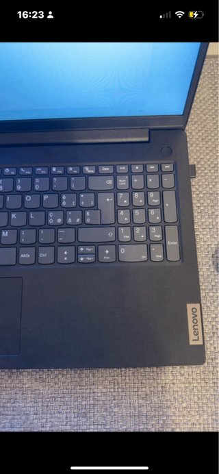 Lenovo PC Portatile Grigio/Nero