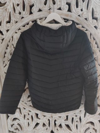 Chaqueta acolchada negra