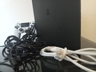PlayStation 4 Slim 500GB