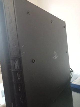 PlayStation 4 Slim 500GB