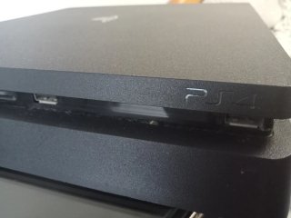PlayStation 4 Slim 500GB