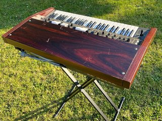Korg Lambda ES-50 Sintetizador
