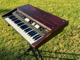 Korg Lambda ES-50 Sintetizador