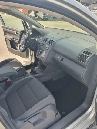 Volkswagen Touran 2010