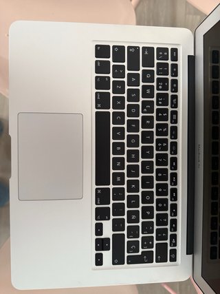 MacBook Air 13” 2017 i5 / 8 GB RAM / 128 GB SSD +