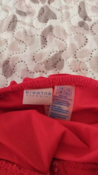 Bañador rojo
