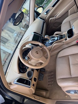 Porsche Cayenne 2012