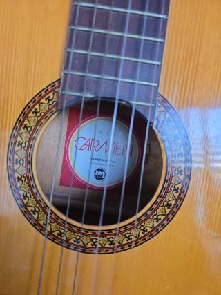Guitarra Ferrer Musical Carmen madera natural
