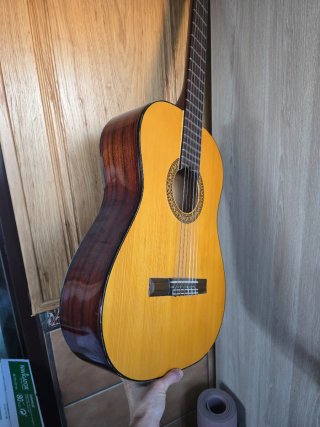 Guitarra Ferrer Musical Carmen madera natural