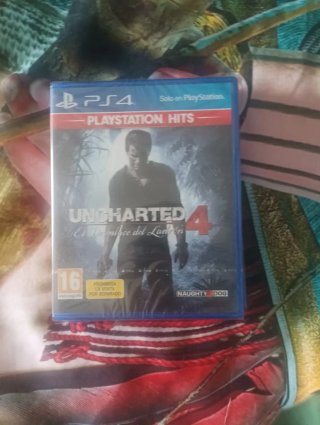 Uncharted 4 PS4 PlayStation Hits precintado