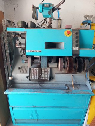Máquina pulidora de reparación de calzado